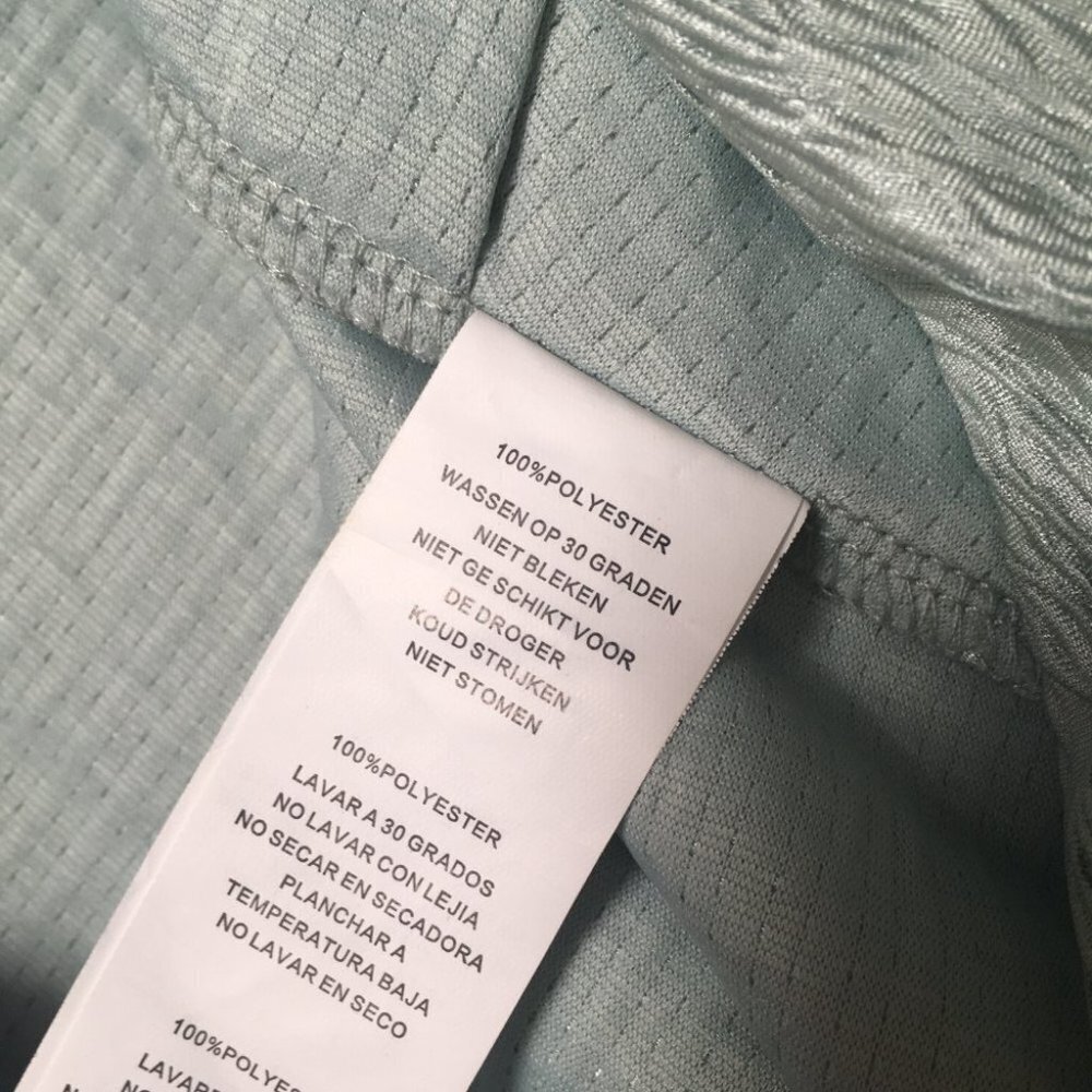 Nasty Gal Collection Small Mint color Plisse Tie Front Top Size 14 - Picture 10 of 11